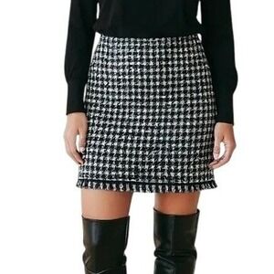 ANN TAYLOR Mini Skirt - Size 2 Black & White Houndstooth Tweed Fringe